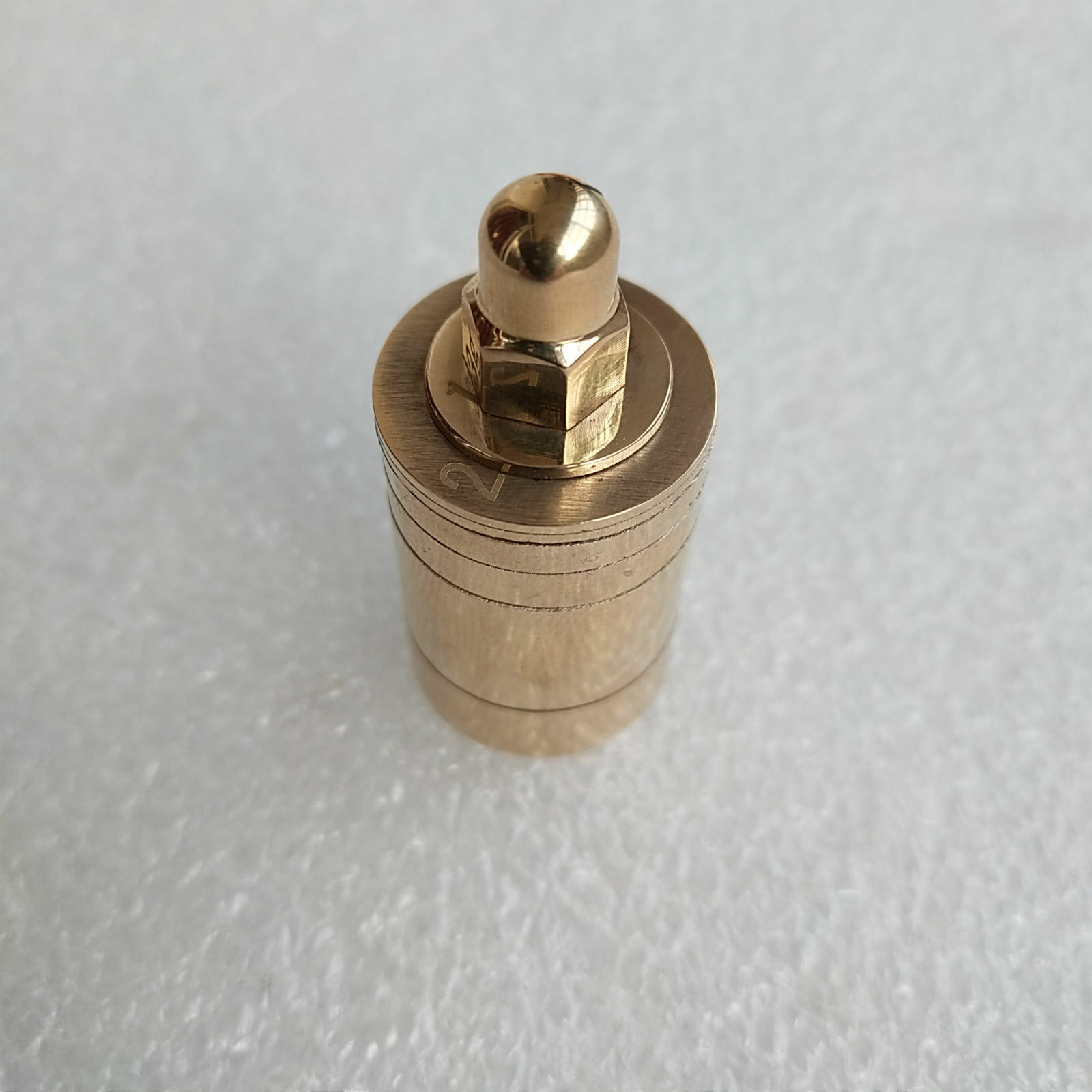 Heavy Equipment Keys - White Key Weight Measurement for Piano