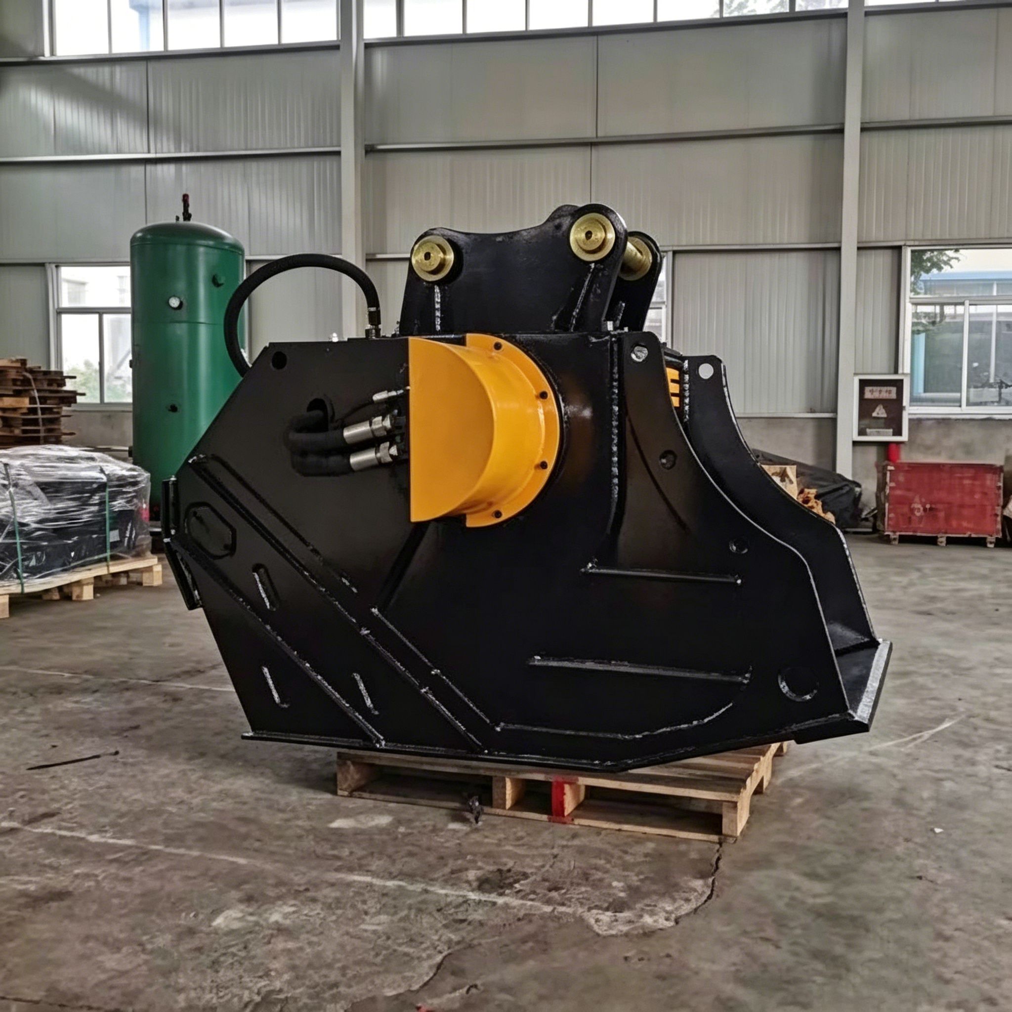Rock Excavator Crusher Bucket  - Heavy Equipment Attachments recension och pris